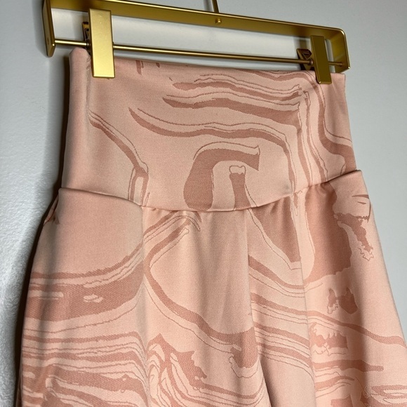 Gymshark Marble Power Joggers in Pink - Picture 4 of 9